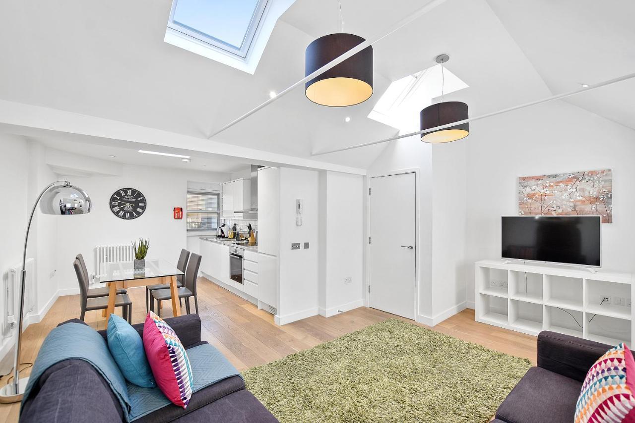 לונדון Berwick Street By Aeria Apartments מראה חיצוני תמונה